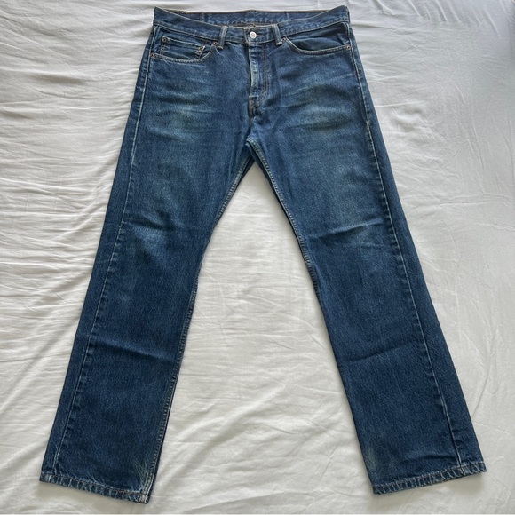 Levi's 505 Jeans Men's 34x32 Dark Blue Wash Straight Regular Fit Denim - Picture 1 of 7